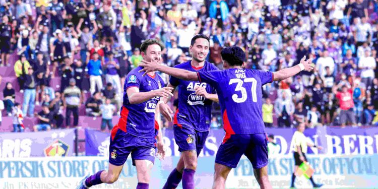 Enam Kali Raih Player Of The Match, Tegaskan Kualitas Ezra Walian di Super League Musim 2025/26