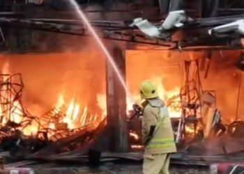 Toko Bangunan Ludes Terbakar, Kerugian Rp2,5 milyar