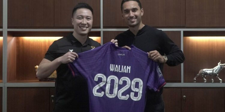 Persik Kediri : Kontrak Ezra Diperpanjang hingga 2029