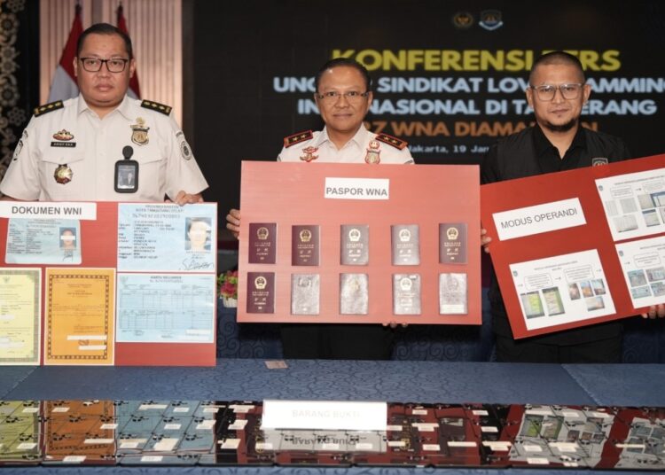 Imigrasi Bongkar Sindikat Love Scamming Internasional di Tangerang, 27 WNA Diamankan