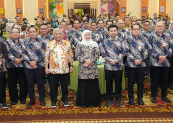 Khofifah Dorong Creative Financing Tidak Membebani Masyarakat dan Perubahan Mindset Birokrasi Untuk  Layanan Publik Berkualitas