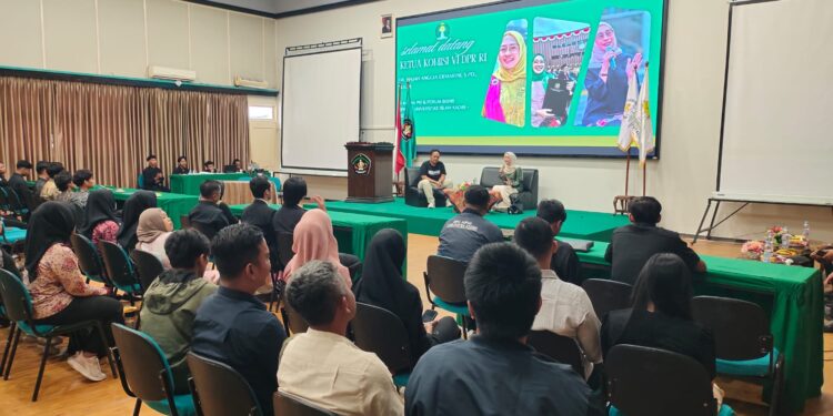 HIPMI PT UNISKA Gelar Pelatihan Enterpreneur Bagi Mahasiswa