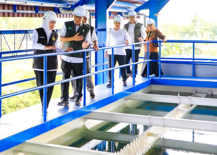 Respons Kebutuhan Air Bersih Meningkat, Khofifah Resmikan Instalasi Pengolahan Air SPAM Mojolagres
