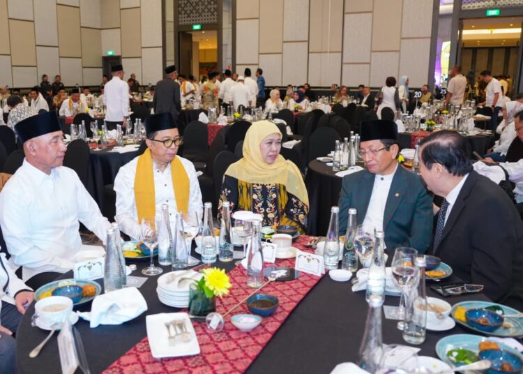 Gelar Bukber Bareng Menag dan REI Jatim, Khofifah Tekan Sinergi Hunian Layak bagi MBR