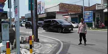 Polisi Perketat Pengamanan Jalur Kediri-Blitar Sambut Kunjungan Megawati Soekarnoputri