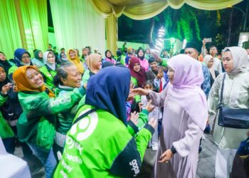 250 Pengemudi Ojol, Berlebaran 1447 H  Bareng Khofifah