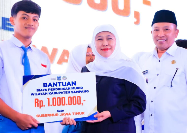 Khofifah Inisiasi Program MAMA MAU NAIK KELAS dan Resmikan Revitalisasi 60 SLB, SMA, SMK