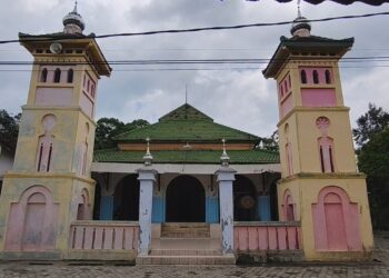 Jejak Sang Senopati di Kediri: Rahasia Lafaz “Lillah” di Masjid Baiturrahman