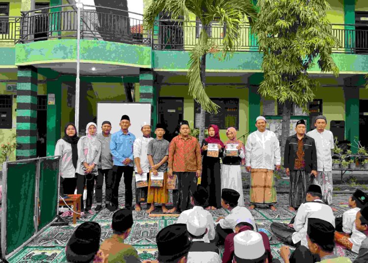 Literasi Gizi Siswa, SPPG Pucung dan MTs Hidayatul Ummah Gelar Sosialisasi dan Buka Bersama