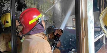 Kantor CV Borobudur Prima Sejahtera Pare Terbakar, Kerugian Ditaksir Capai Rp100 Juta