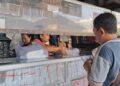 Imbas Konflik Iran-Israel, Harga Plastik di Kediri Melonjak 100 Persen