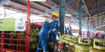 Long Weekend Perayaan Paskah, Pertamina Patra Niaga Siaga Tambah 700 Ribu Tabung LPG 3 Kg di Jatim