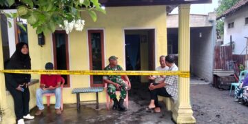 Warga Gurah Digegerkan Penemuan Jasad Pria Gantung Diri di Ruang Tamu