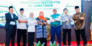 Khofifah Luncurkan Riset Kolaborasi PTN Jatim Melaju, Dorong Pembangunan Berbasis Data dan Ilmu Pengetahuan