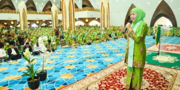 Harlah ke-80 Muslimat NU, Khofifah Pimpin Deklarasi Damai Global untuk PBB