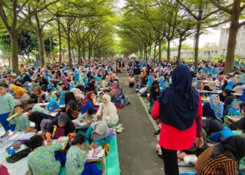Rayakan Hari Kartini, 6.000 Peserta Ikuti Lomba Mewarnai Berbasis Teknologi di Kediri