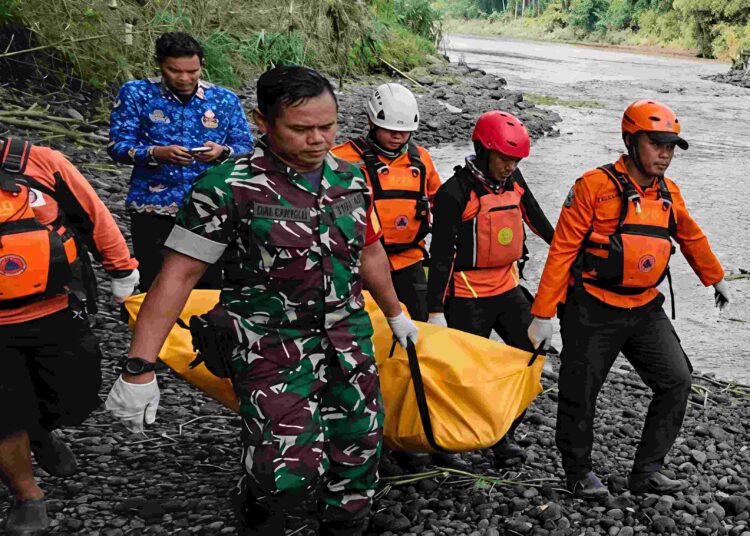 Jasad Warga Blitar yang Hanyut di Sungai Brantas Ditemukan Meninggal, Terseret Belasan Kilometer