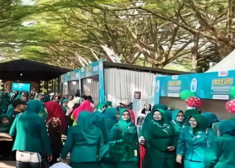 Rayakan HKG PKK ke-54, Puluhan Produk Unggulan Desa Unjuk Gigi di Expo PKK Kediri