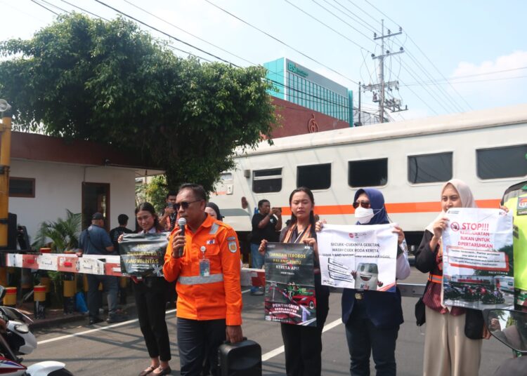 Gandeng Generasi Muda, KAI Kobarkan Semangat Hari Kebangkitan Nasional 2026 Lewat Aksi Keselamatan Perlintasan Sebidang