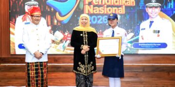 Peringatan Hardiknas, Jatim Borong Rekor MURI dan Hak Cipta Lagu