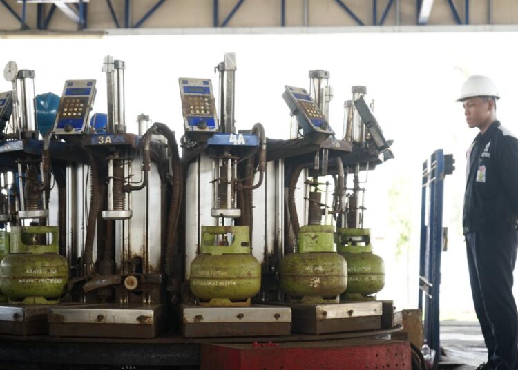 Long Weekend Perayaan Kenaikan Isa Almasih, Pertamina Patra Niaga Siaga Tambah 955 Ribu Tabung LPG 3 Kg di Jatim