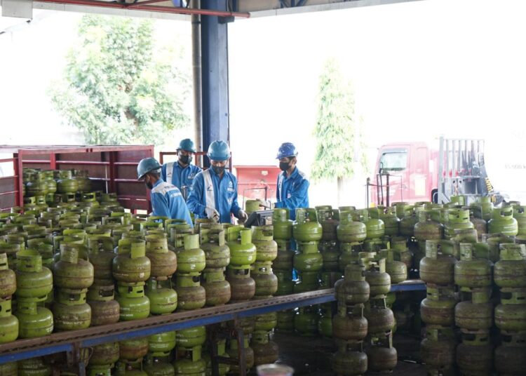 Pertamina Patra Niaga Siaga Long Weekend Hari Raya Idul Adha, Tambah 1,5 Juta Tabung LPG 3 Kg di Jatim
