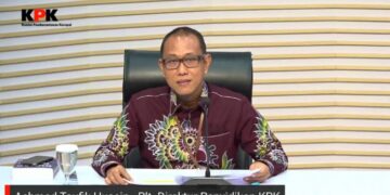 KPK Tahan 3 Tersangka Korupsi Gedung Pemkab Lamongan, Rugikan Negara Rp35,7 Miliar