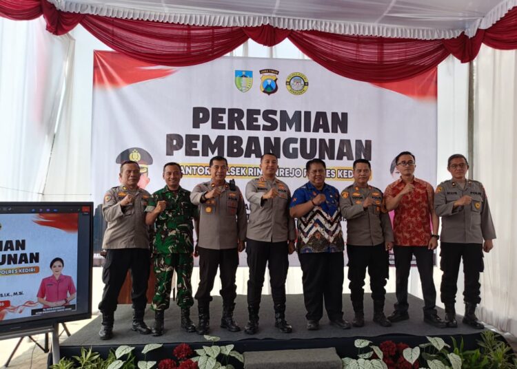 Kapolres Kediri Resmikan Gedung Baru Mako Polsek Ringinrejo
