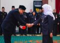 Lantik 65 Kepala Sekolah, Gubernur Khofifah Tekankan Pentingnya Cetak Generasi Pintar dan Benar