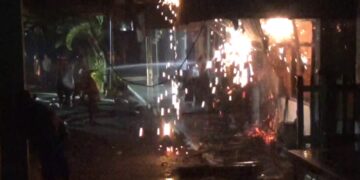 Kebakaran Hanguskan Ruang Kepala Sekolah dan TU MTsN 1 Kota Kediri