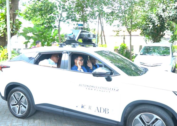 ITS Kembangkan Sistem Kendali Otonom Modular pada Mobil Listrik