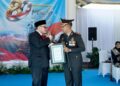 HUT Bhayangkara ke-80 Bupati Kediri Terima Penghargaan atas Sinergitas dengan Polri