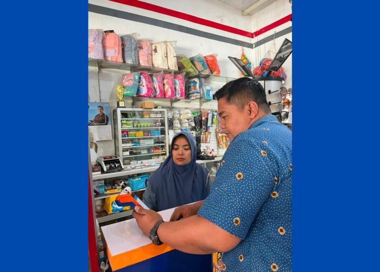 Perluas Inklusi Keuangan di Nganjuk, Toko Kelontong Ini Melayani 40 Transaksi Perbankan Per Hari