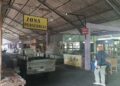 UPDATE: Berat Dihantam Pungutan Karcis dan Sewa, Ratusan Pedagang Pasar Bandar Kediri Gelar Aksi Mogok Jualan