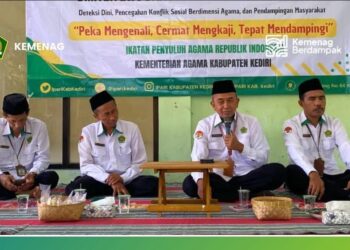 Tingkatkan Mitigasi Konflik, Kemenag Kediri Gembleng 98 Penyuluh Agama Keterampilan Paralegal dan EWS