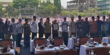 Rekor MURI Pecah di Kediri! 10.000 Santri Lirboyo Membatik Massal